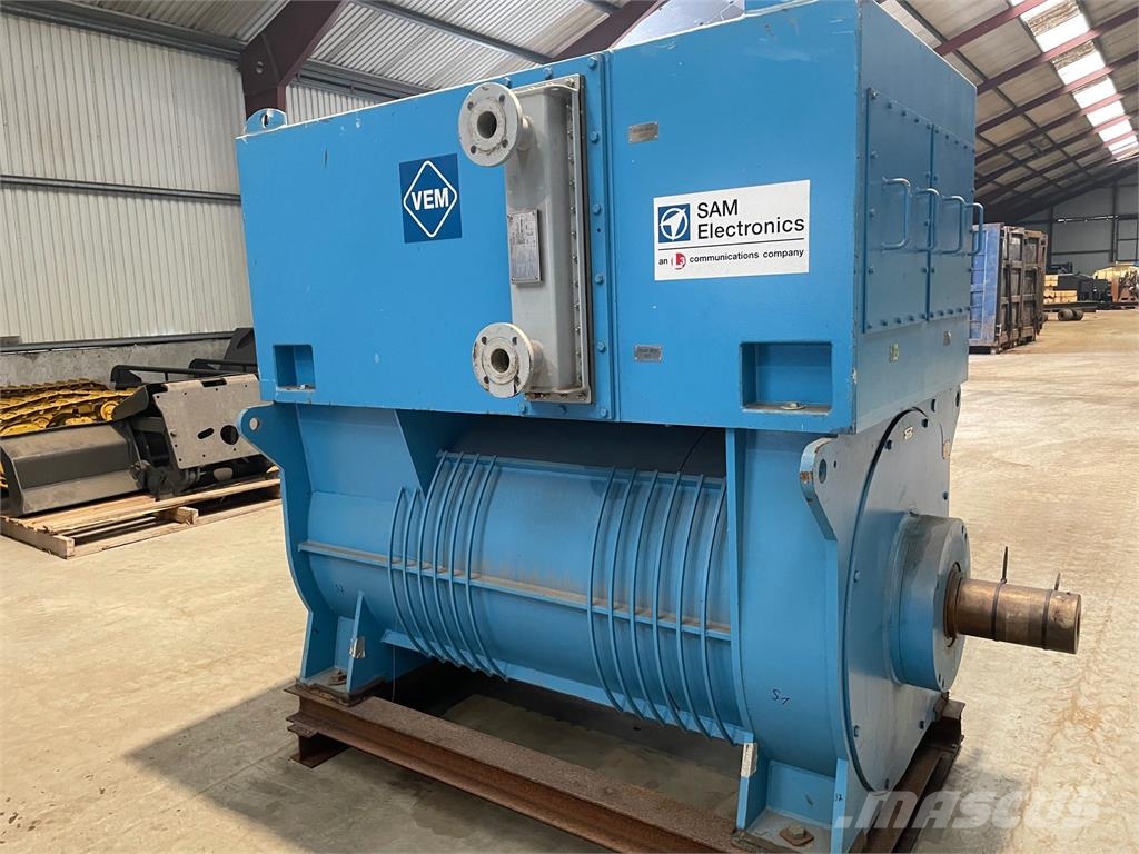 910 kVA VEM Generator type DRKSW 5024-4US Ostali generatori