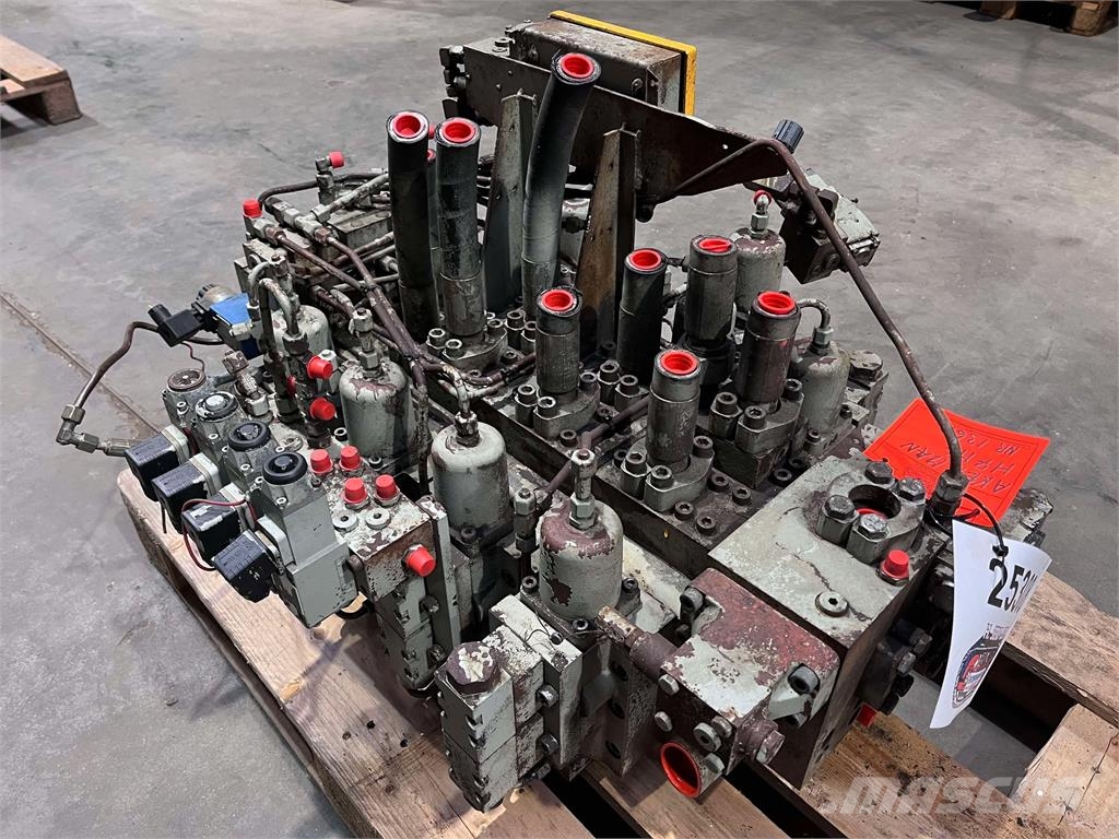 Åkerman H7Mc hovedventilblok Hydraulikk