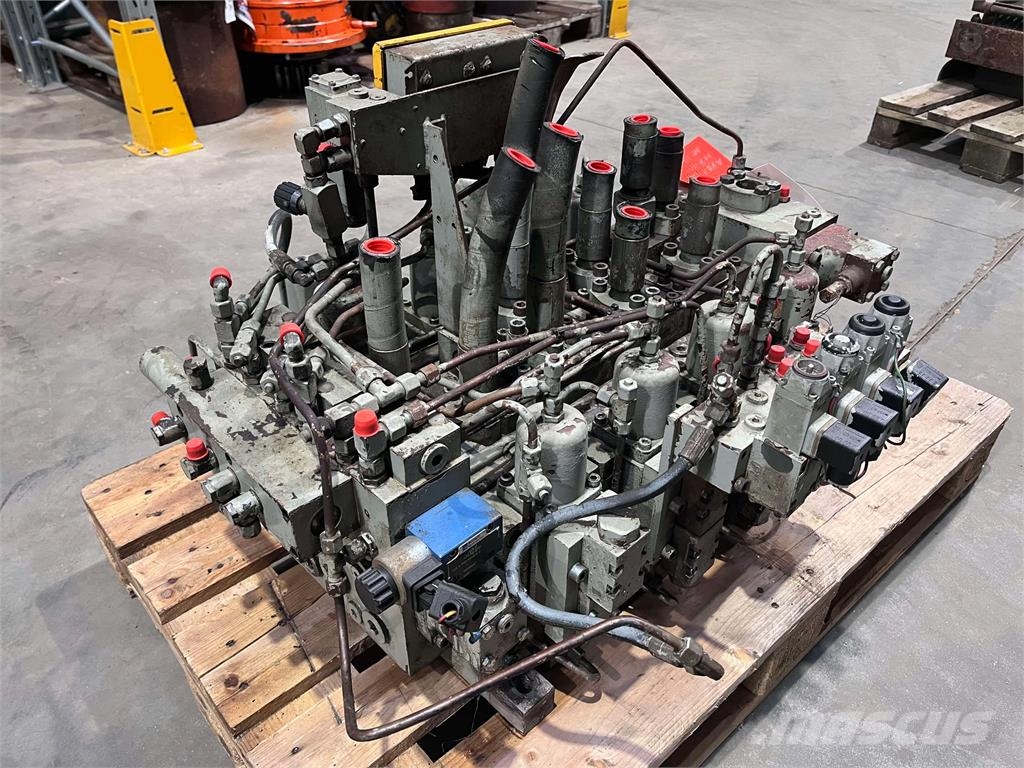 Åkerman H7Mc hovedventilblok Hydraulikk