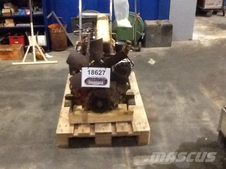 Allis Chalmers 2900 motor - kun til dele Motory