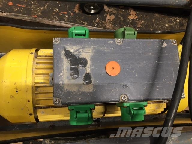 Atlas Copco stavvibrator / frekvensomformer Vibraatorid