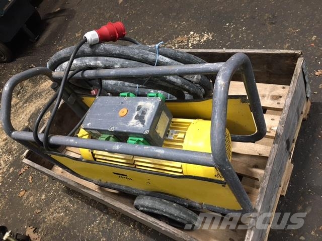 Atlas Copco stavvibrator / frekvensomformer Vibraatorid