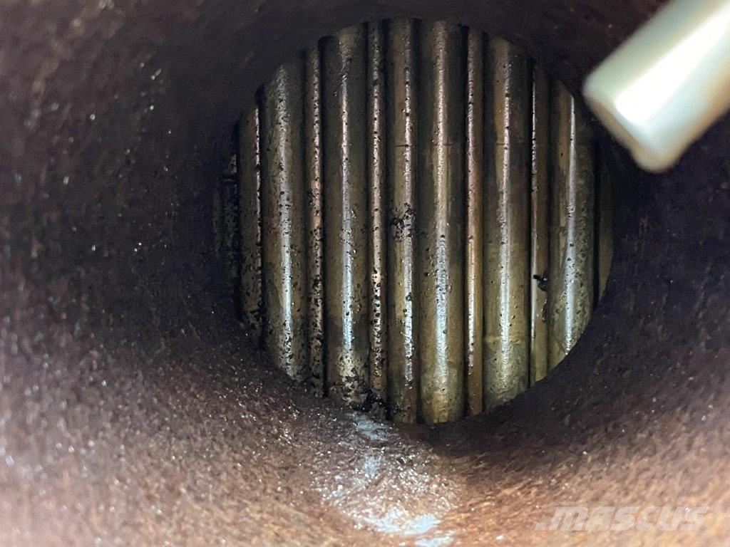 Atlas Sasakura Type AFGU 6 watermaker Tengeri motor egységek