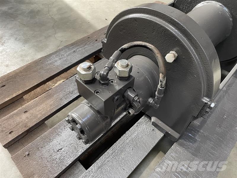 Bison 30EN Hydraulisk spil med friløb og bremse Winches, hoists and material lifts