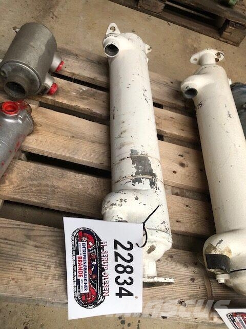 Bowman FD8492 Oliekøler Marine motor enheter