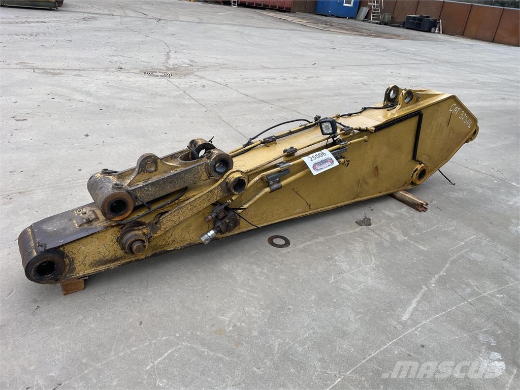 CAT 323D gravestik med link Muud osad