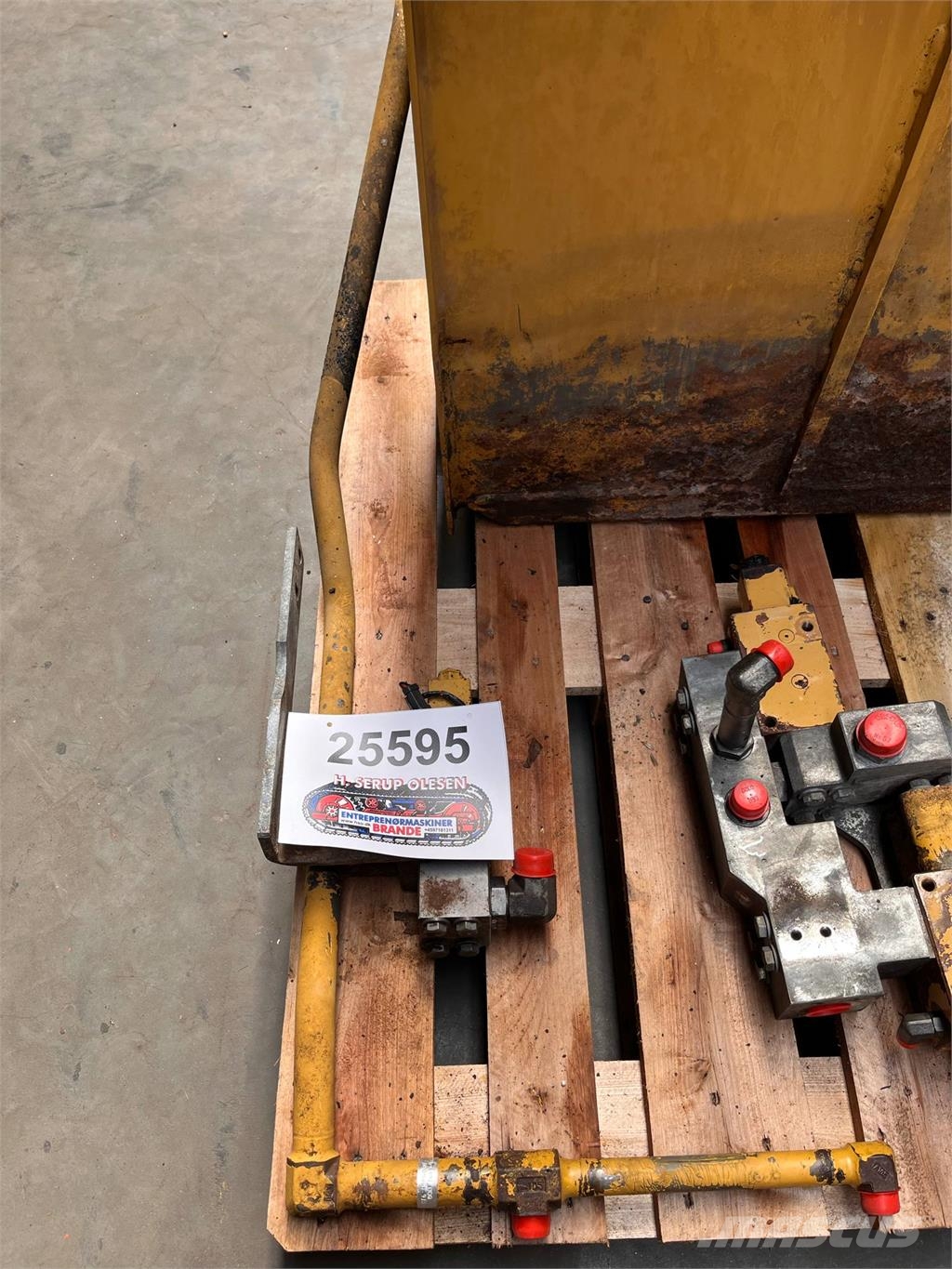 CAT 323D kontraventil GP-CHECK Hydraulika