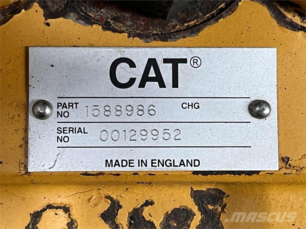 CAT 323D krøjegear Getriebe