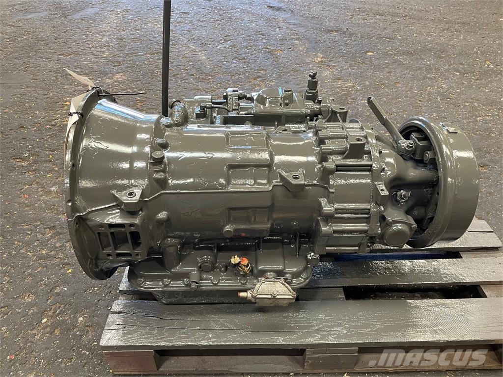 CAT 660B dumptruck Allison transmission type MT653-80K Transmisie