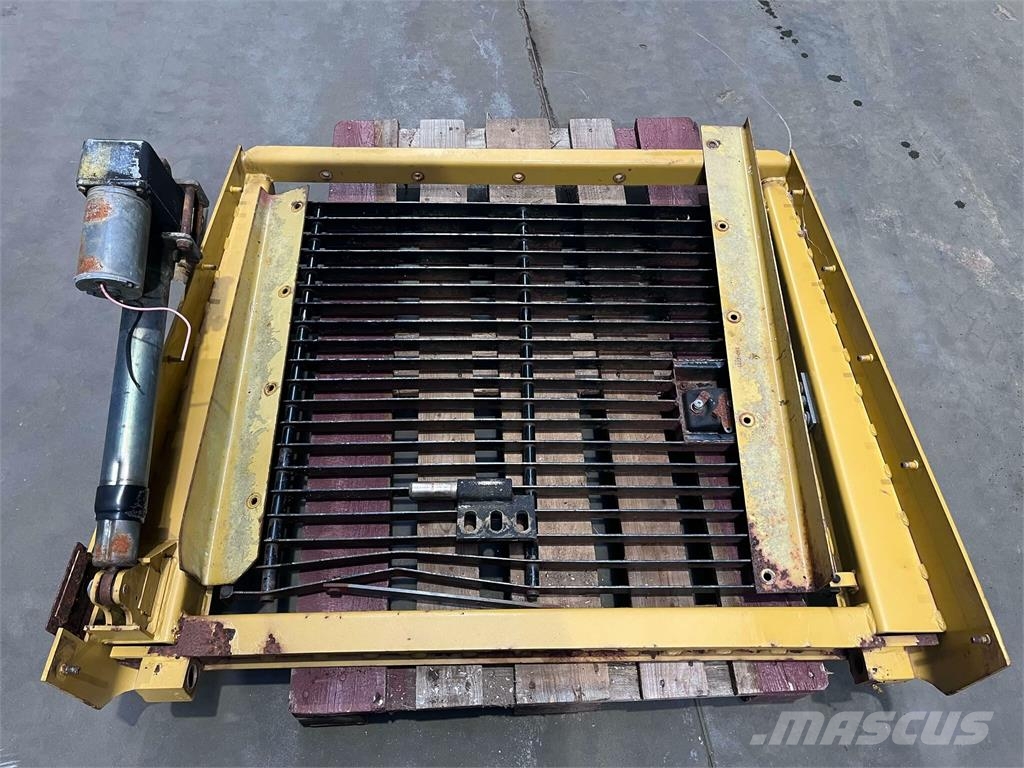 CAT 962GII Kølergrill Компоненты строительной техники