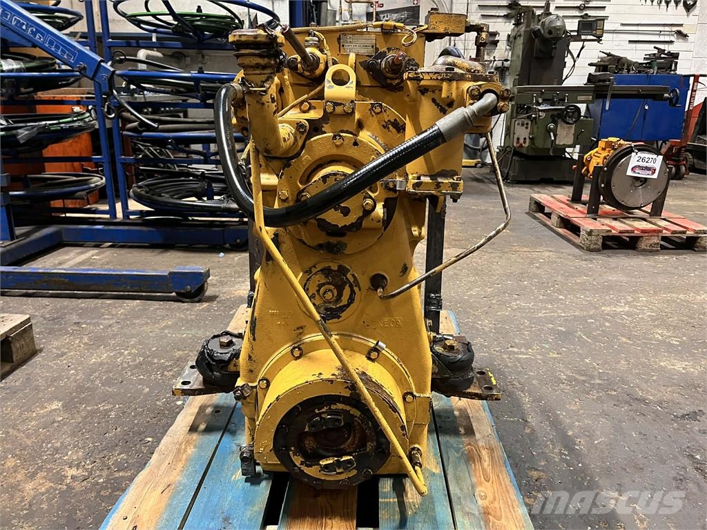 CAT IT12B transmission Getriebe