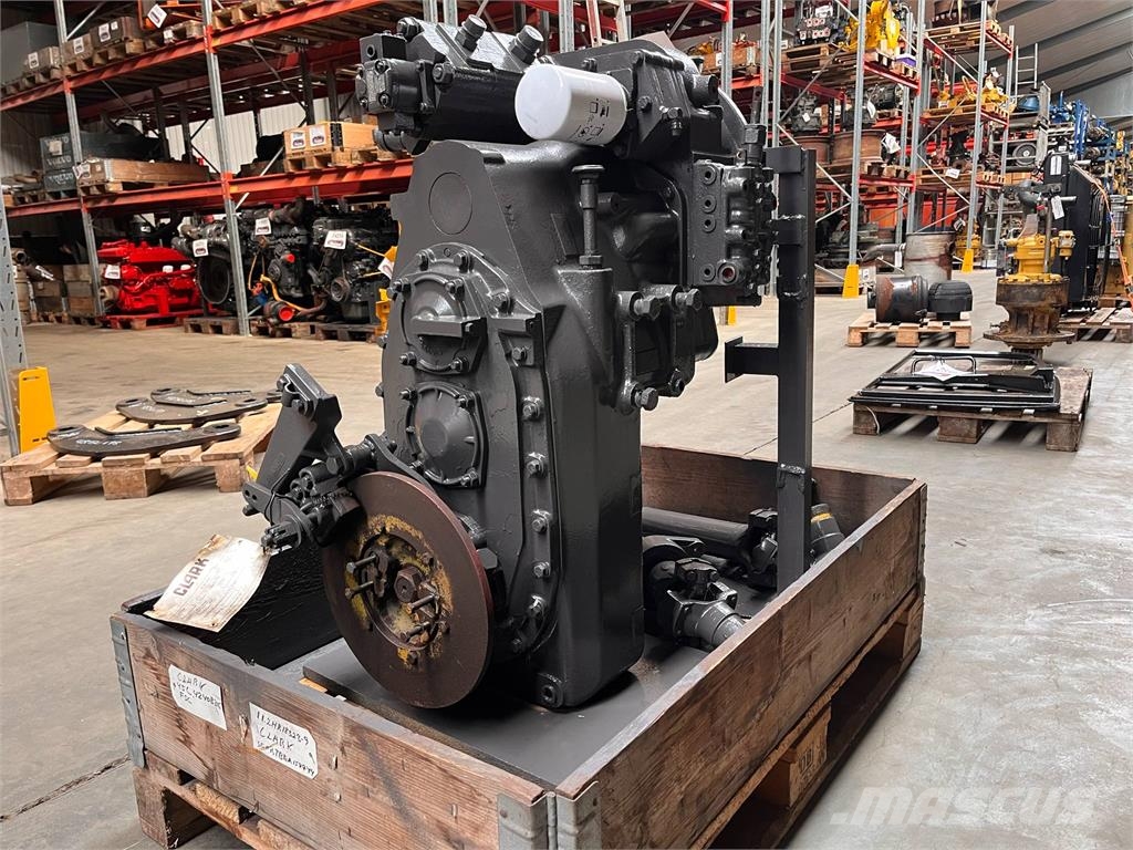 Clark 45C transmission Transmissie