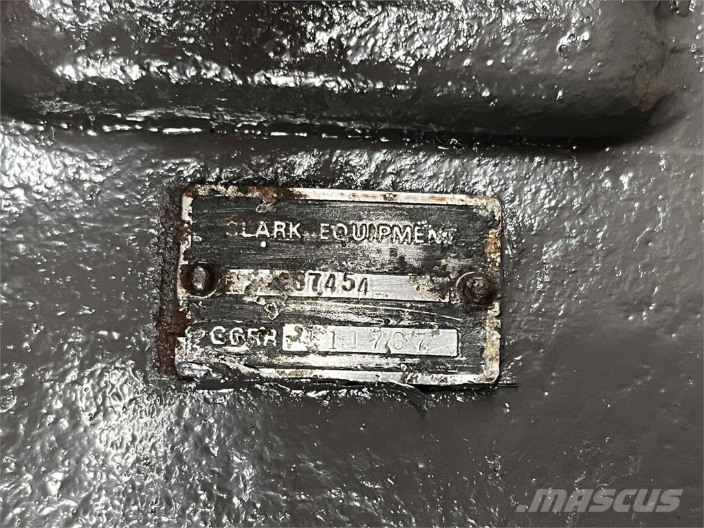 Clark 45C transmission Transmissie