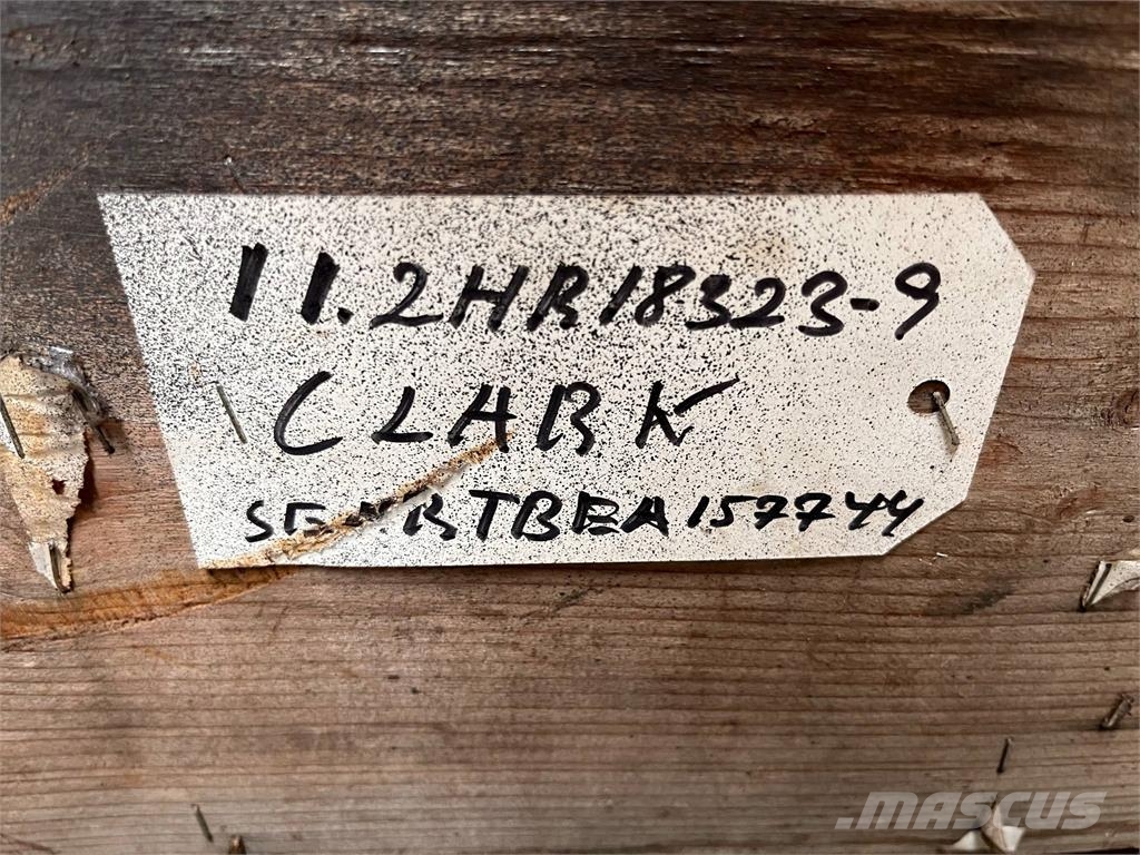 Clark 45C transmission Transmissie