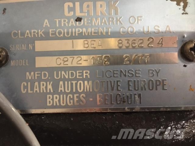 Clark converter Model C272-132 2/77 ex. Rossi 950 Transmission