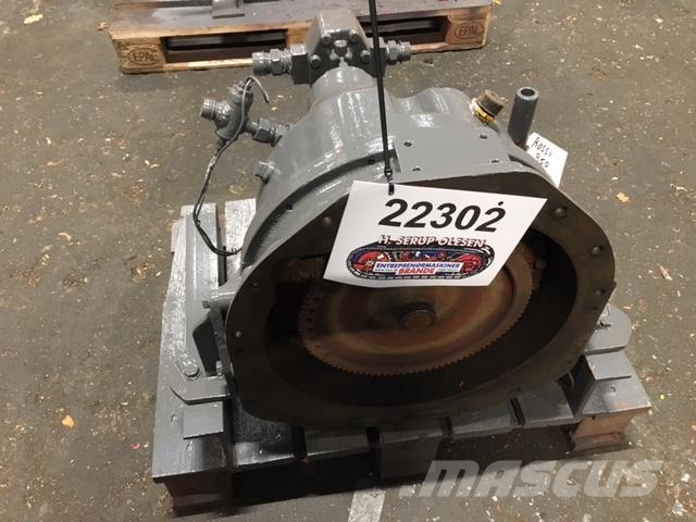 Clark converter Model C272-132 2/77 ex. Rossi 950 Transmission