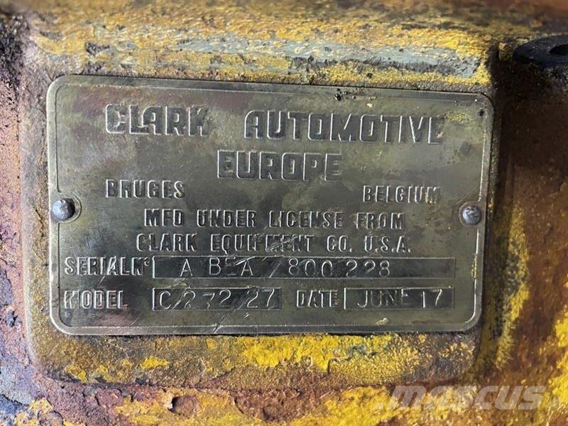 Clark converter Model C272 27 Transmisiones