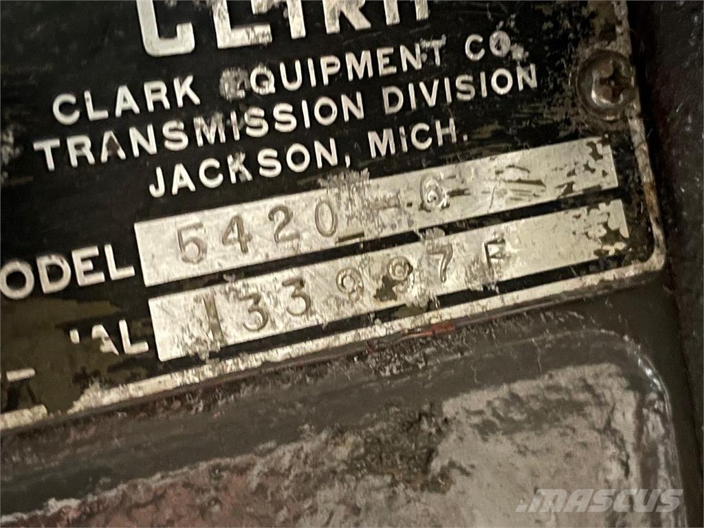 Clark Model 5420-6 transmission Transmissie