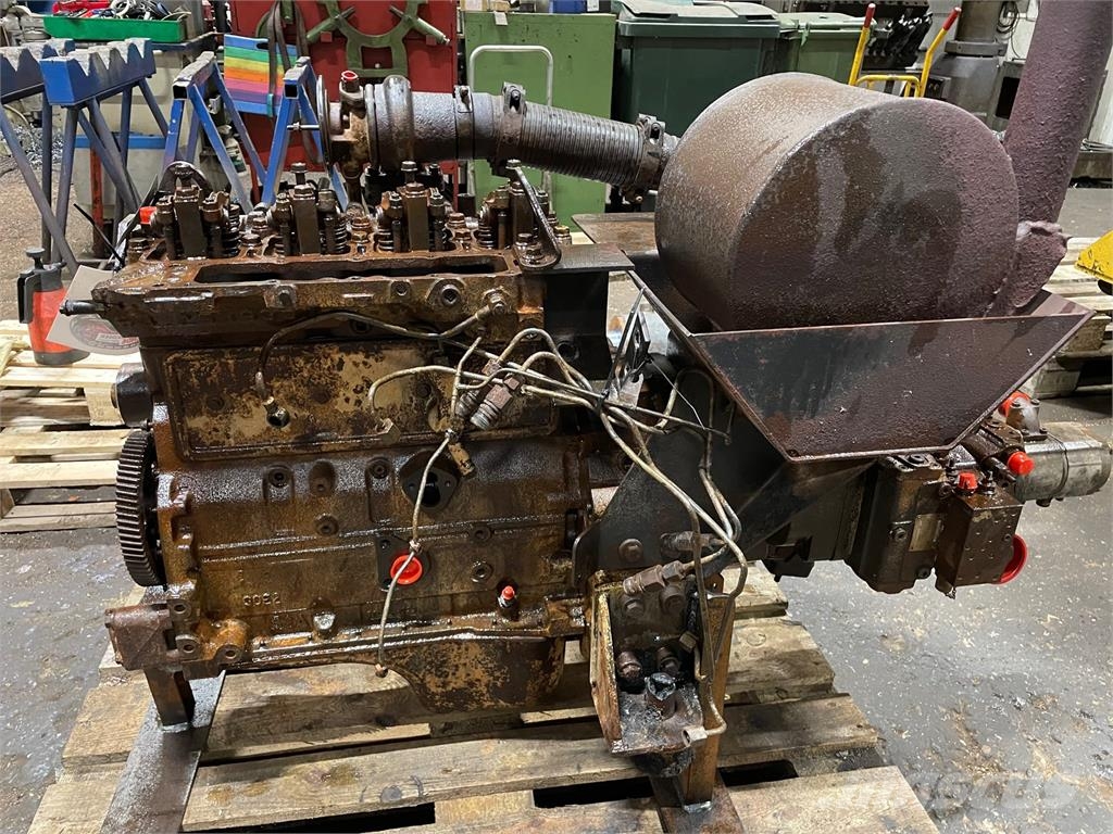 Cummins 4BT 3,9 motor ex. O&K RH4,5, årgang 2003 - kun til Motores