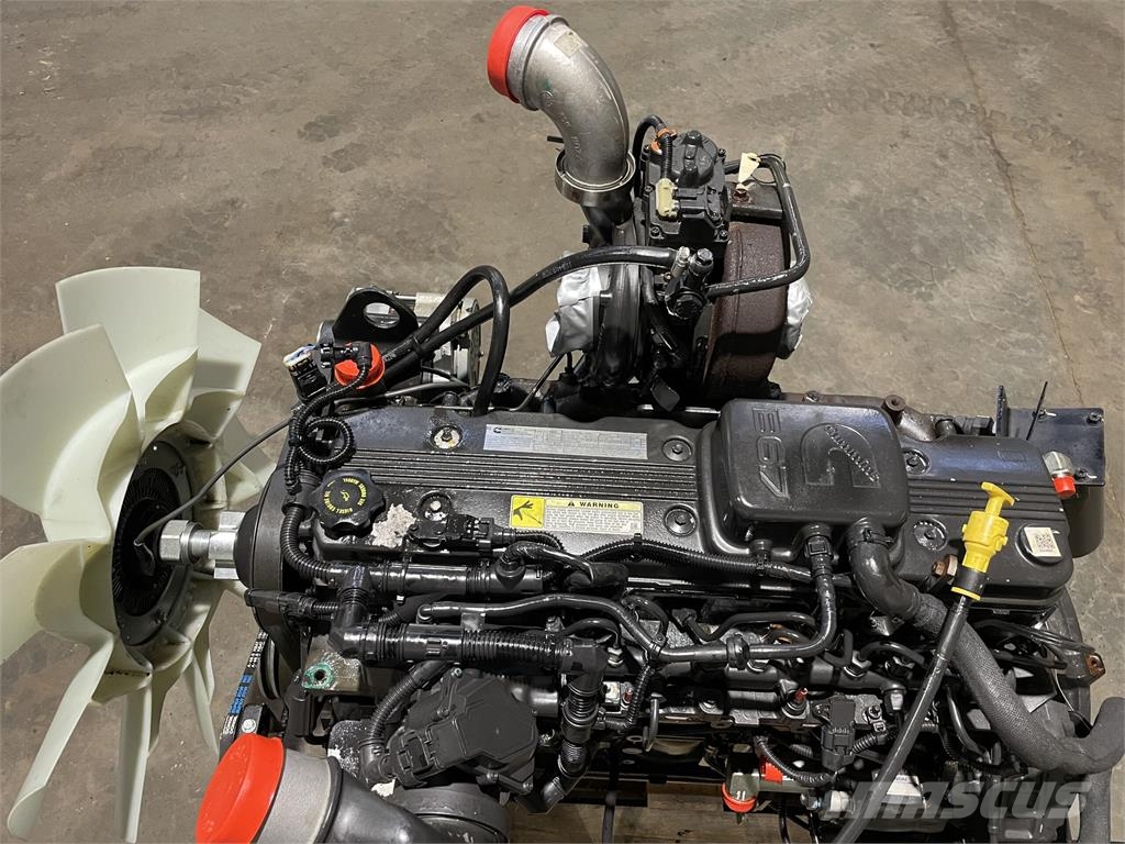 Cummins B6.7 EU Family Q313 motor 엔진