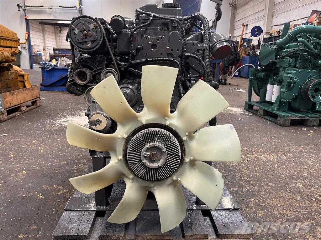 Cummins ISBE220 30 5.9L Paccar motor 发动机