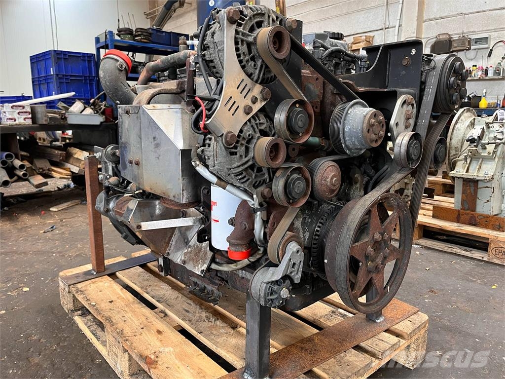 Cummins ISBE5-225B 6.7L motor Motores