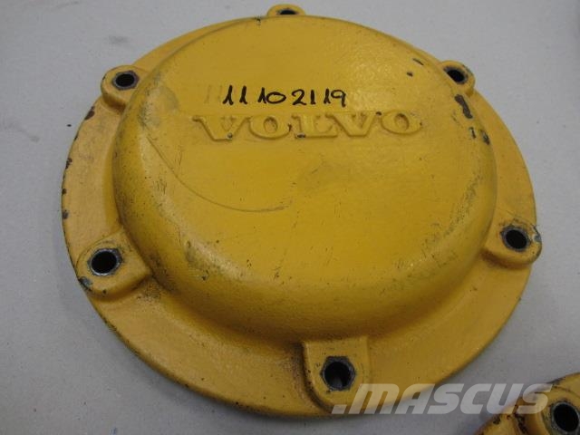  Dæksel ex. Volvo L220E - 2 stk. Diger parçalar