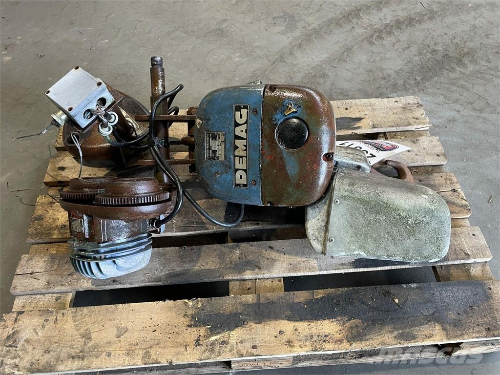Demag Model PK5N kædetalje - 1000 kg Pacēlāju/krānu aprīkojums