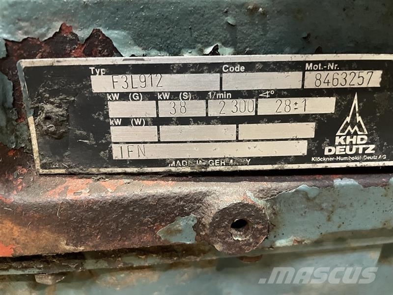 Deutz F3L 912 motor - kun til dele محركات