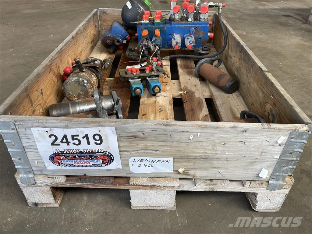 Diverse hydraulik dele ex. Liebherr L542 Ďalšie komponenty