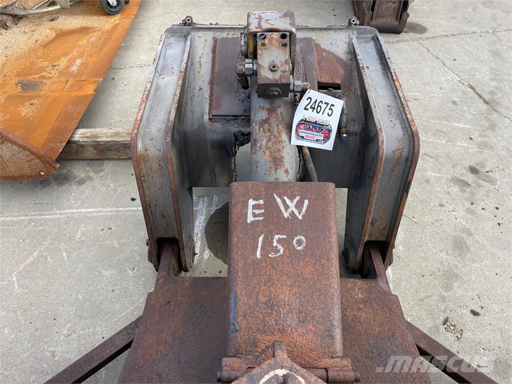 Dozerblad, komplet ex. Volvo EW150 s/n P00286 - år Ďalšie komponenty