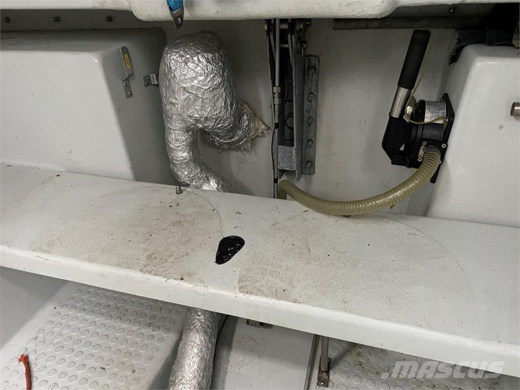 Dragon 28 redningsbåd - 10 personers Schiffsmotoren