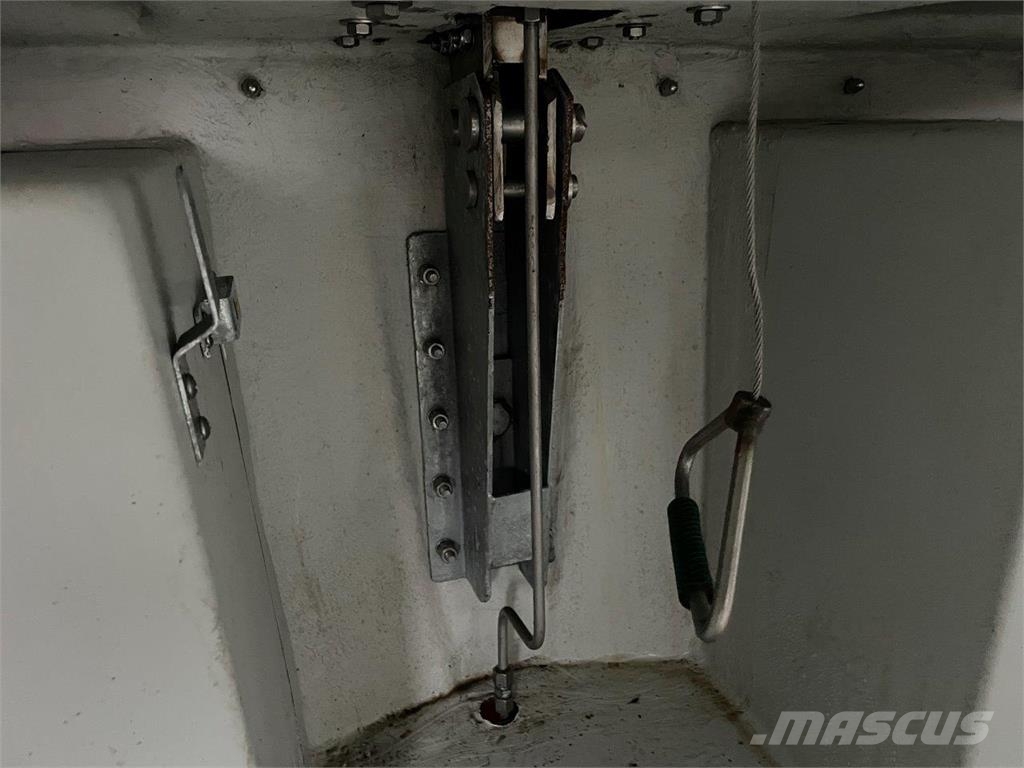 Dragon 28 redningsbåd - 10 personers Schiffsmotoren