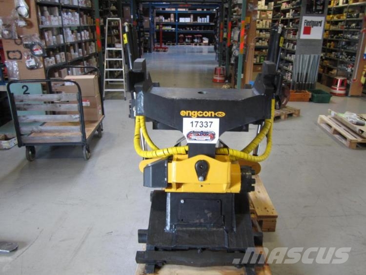 Engcon EC30 tiltrotator Quick connectors