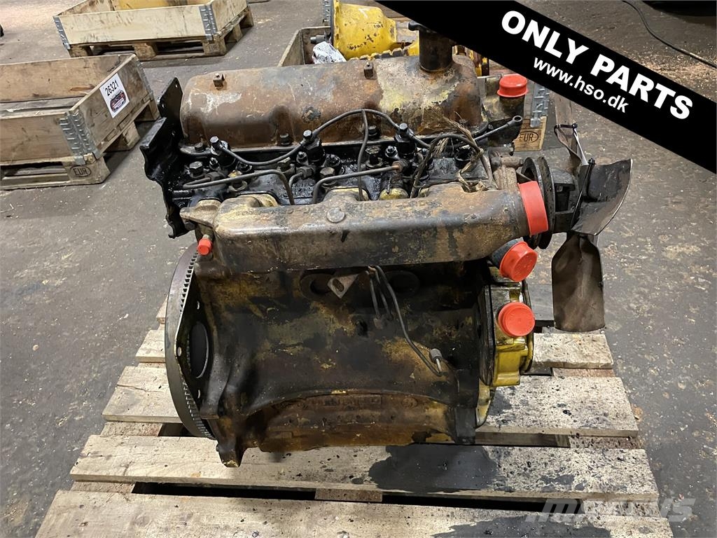 Ford 4000 motor - 3 cyl. - ex. Ford 550 - kun til dele. Varikliai