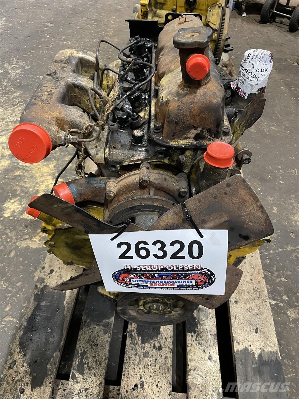 Ford 4000 motor - 3 cyl. - ex. Ford 550 - kun til dele. Varikliai