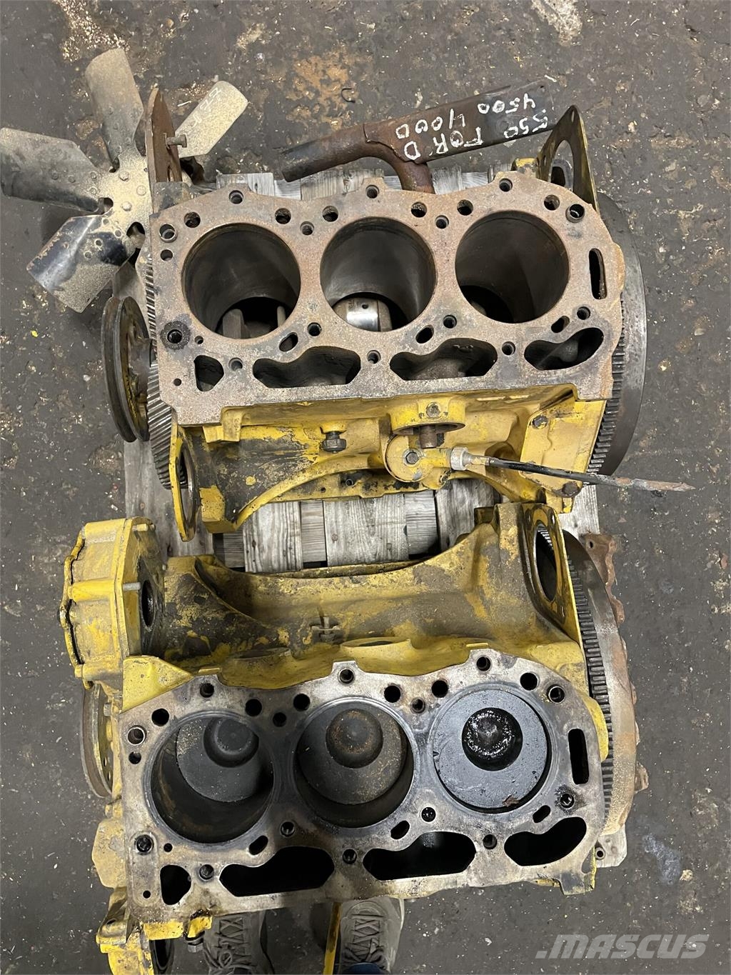 Ford 550/4500 motorer - 4000 serie - 3 cyl. - 2 stk Varikliai
