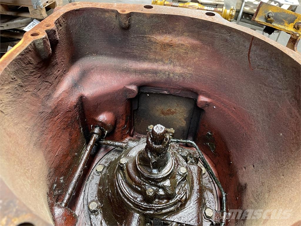 Ford 550 Bagaksel med gearkasse Άξονες