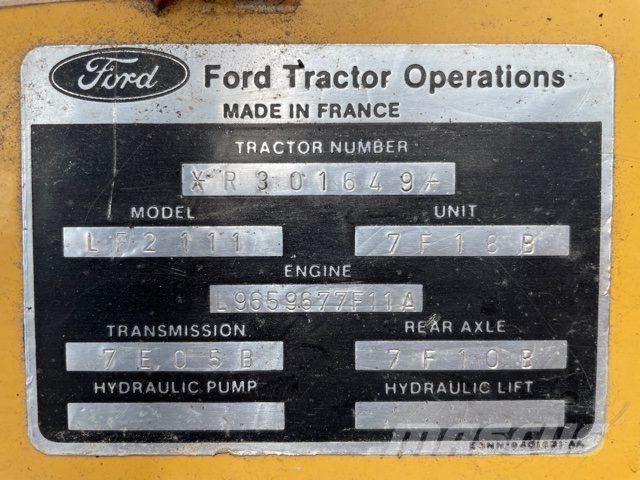 Ford 655 model LF2111 - 4 x 4 - til ophug Ekskavaatorlaadurid