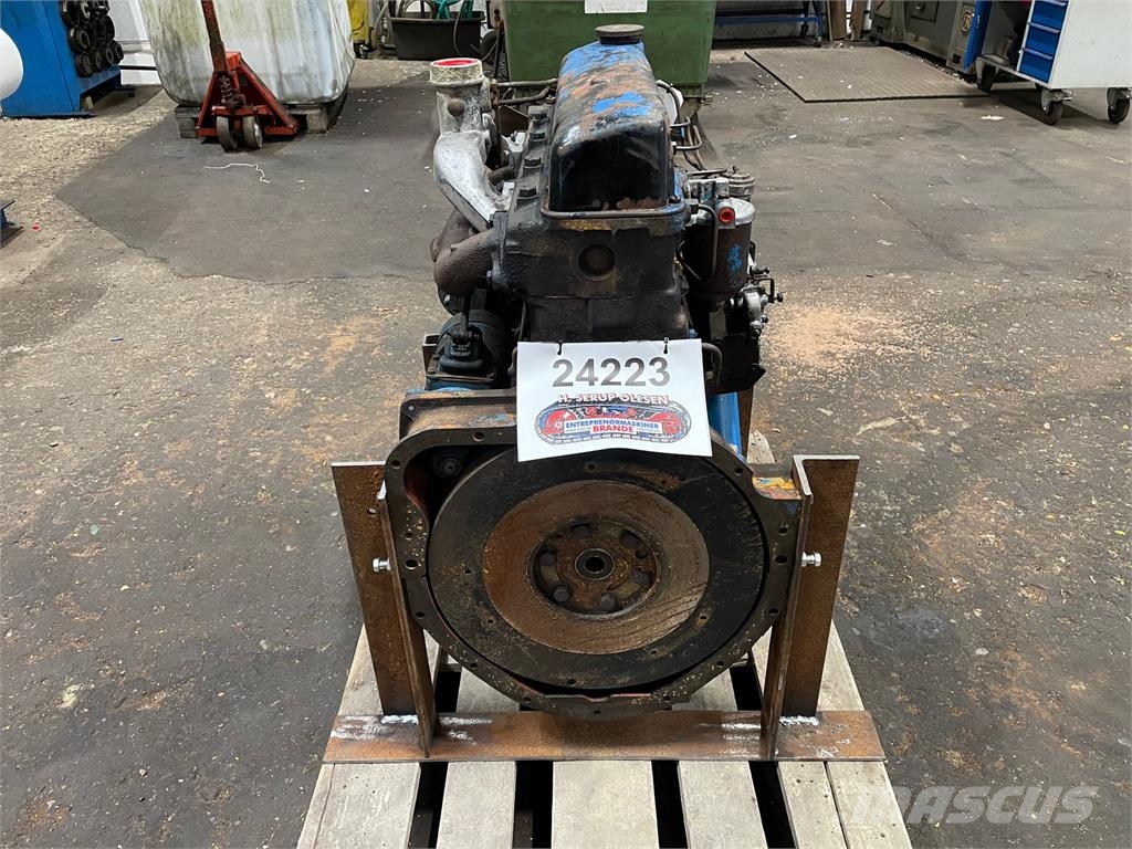 Fordson Major 220 4 cyl. motor - kun til reservedele Engines