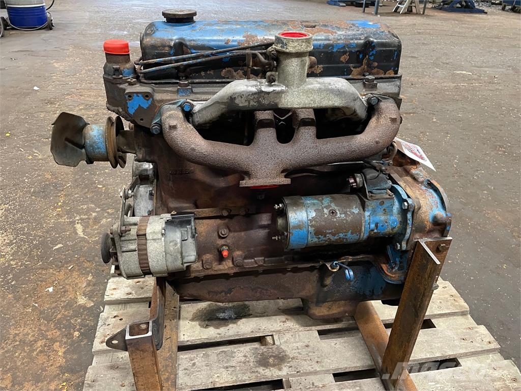 Fordson Major 220 4 cyl. motor - kun til reservedele Engines