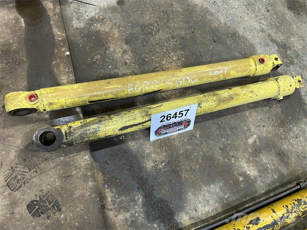 Frontløftecylinder til Ford Rendgraver Model 4500 Hydraulika