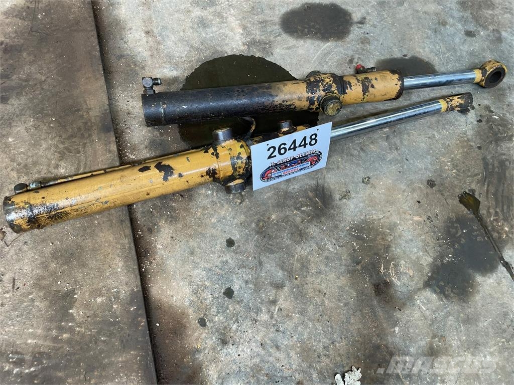 Frontskovlcylinder til Case Rendegraver Model 580G Hydraulika