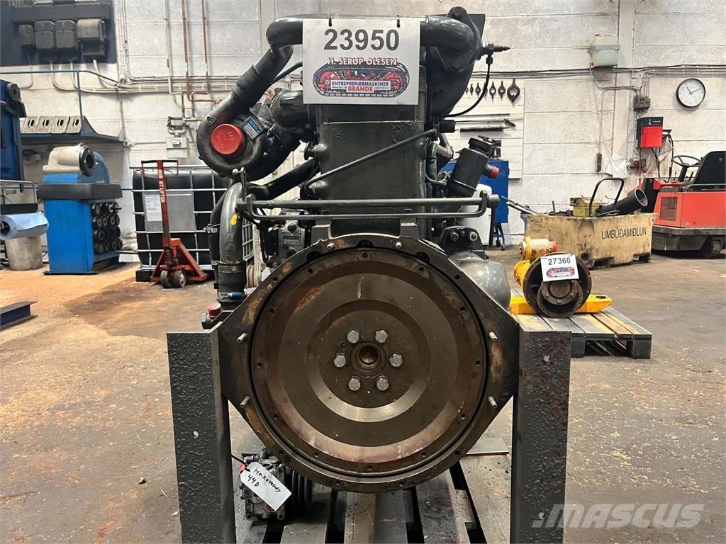 Hanomag D943A motor ex. Hanomag 44D Двигуни