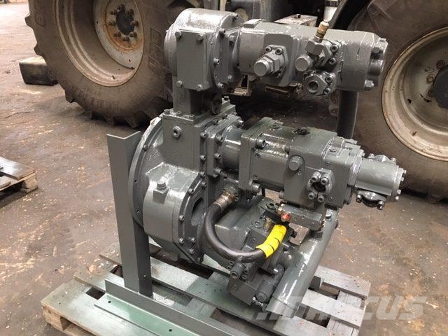 Hitachi KH125-3 Gear med pumper, komplet Transmisija