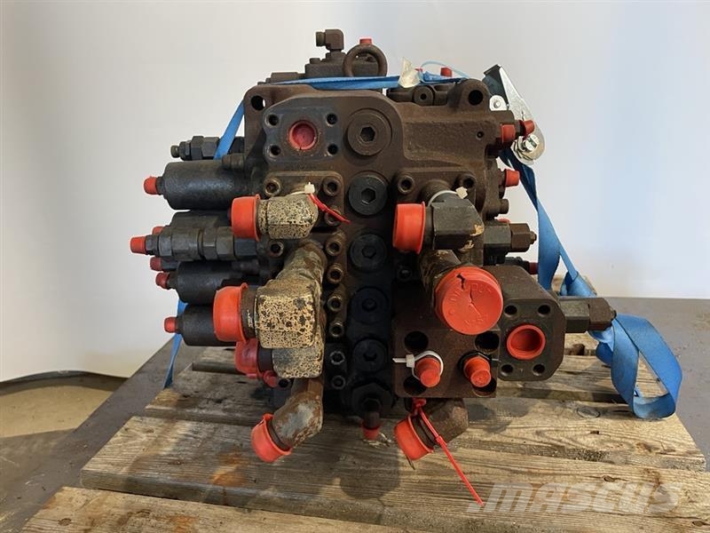 Hovedventilblok Type UX28, komplet til Volvo Grave 液压
