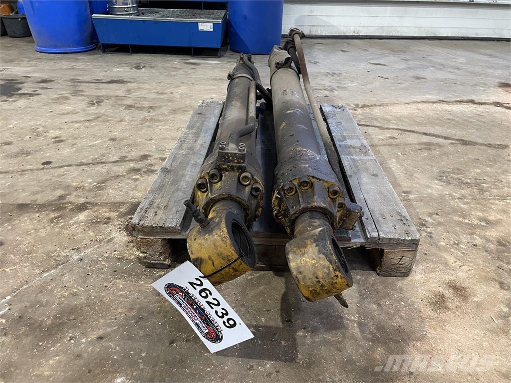Hyundai R210LC-3 Løftecylindere - 2 stk. Hüdraulika