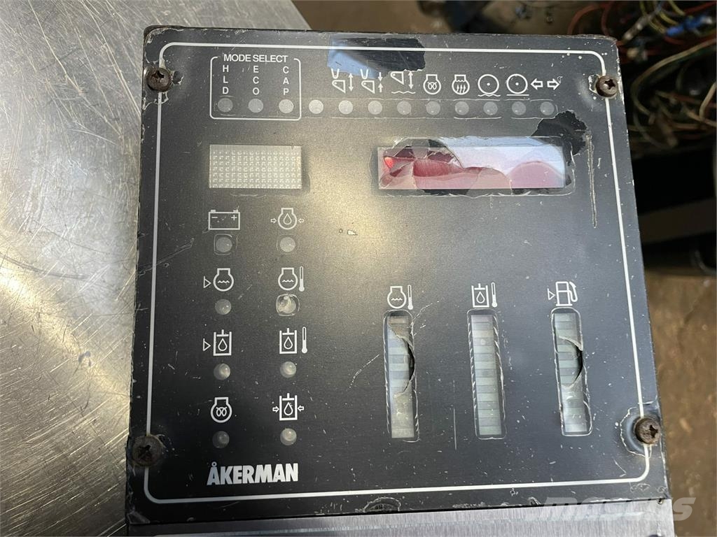  Instrumentpanel til Volvo & Åkerman gravemaskine | Elektronika