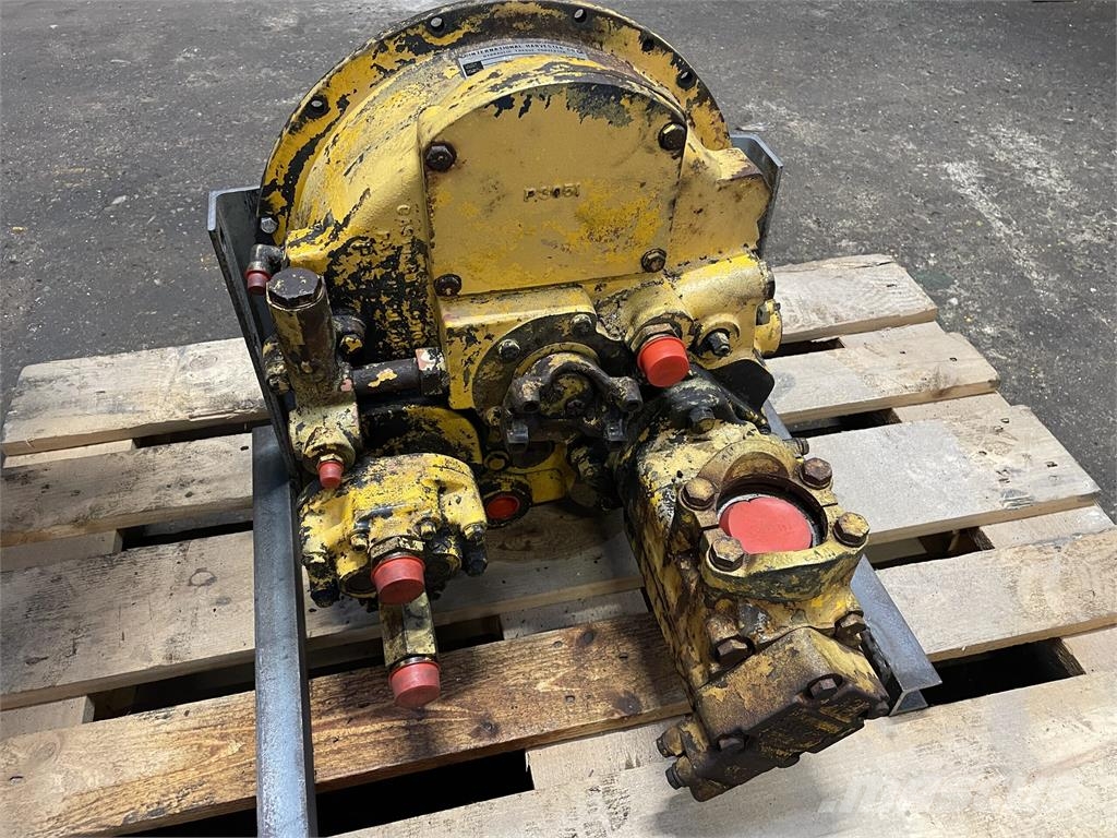 International hydraulisk converter type 6F-1131-3 Vaihteisto