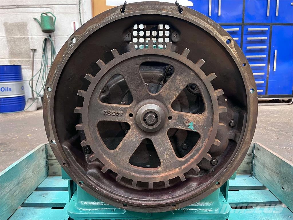 International S.A. MG509 Twin Disc Converter Transmisija